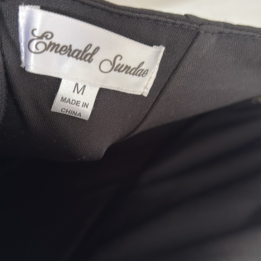 NWT Emerald Sundae Stunning Formal Dress - Picture 5 of 5